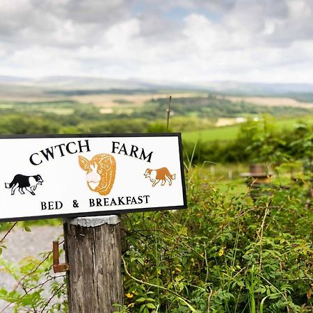 Cwtch Farm Bed & Breakfast Ystalyfera 외부 사진