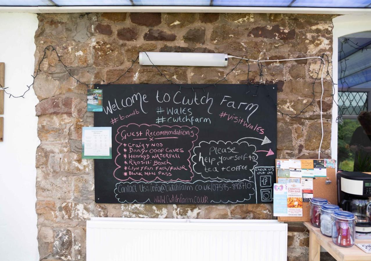 Cwtch Farm Bed & Breakfast Ystalyfera 외부 사진