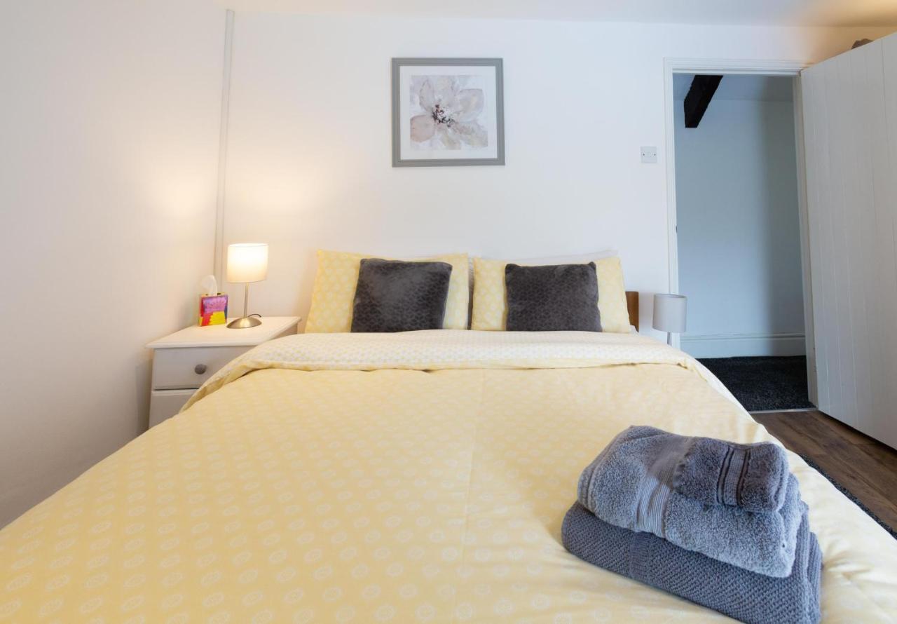 Cwtch Farm Bed & Breakfast Ystalyfera 외부 사진